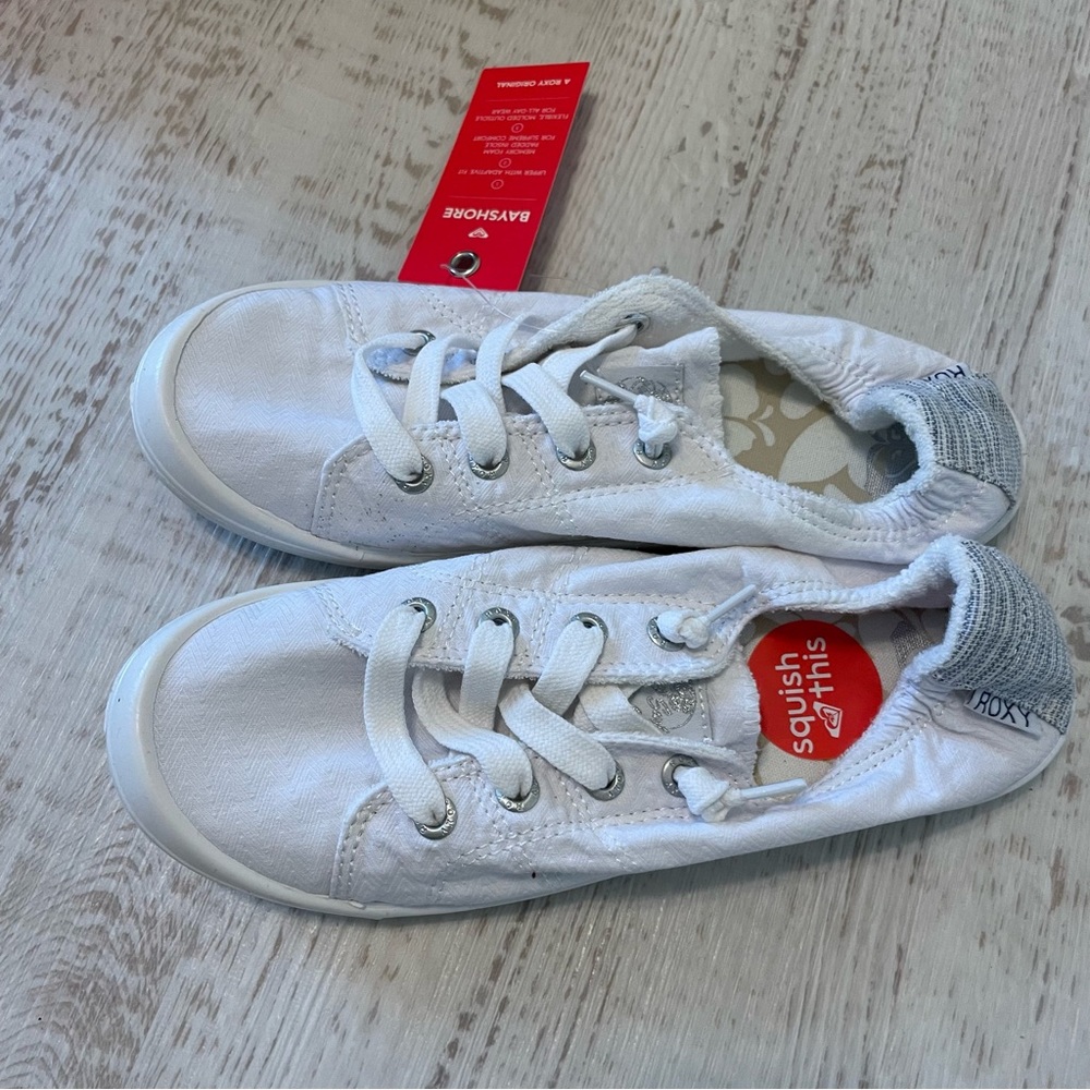 Roxy Bayshore White Slip On Sneakers sz 8